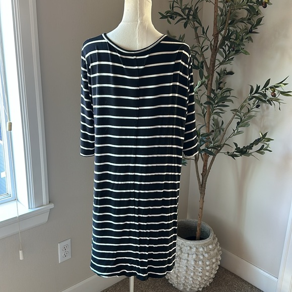 M - Abercrombie & Fitch striped dress - Picture 3 of 4